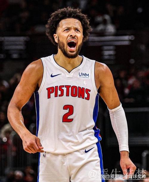 坎宁安底角三分命中，活塞领先21分迫使老鹰暂停。